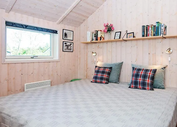 6 Person In Hemmet-by Traum Hemmet